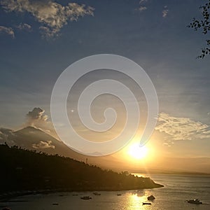 Sunset Bali vulcano bay