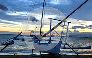 Sunset with boat views on the beach