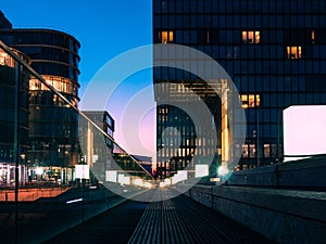 Sunset in DÃ¼sseldorf harbor