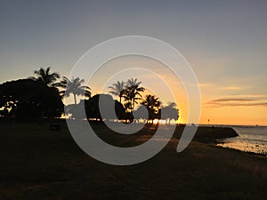 Sunset Hawai'i ala moana beach park grass yoga relax peace calm Hawaii