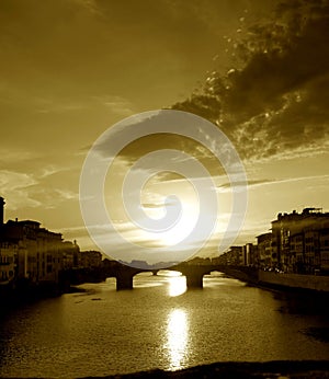 Sunset hour on the Arno river