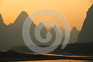 Sunset over the Li river at Xingping, Guilin