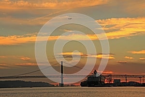 Sunset on river Tejo (Lisbon)