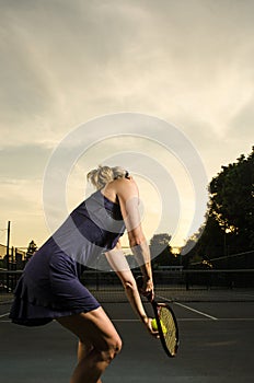 Sunset serve photo