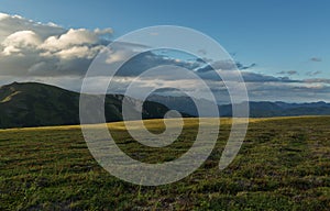 Before sunset sky over the Viluchinsky pass