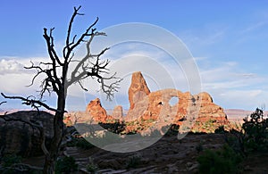 Sunset at Turret Arch.