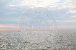 Sunset unser the sea