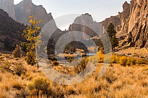 Sunset views of the Crooked River at Smith Rock State Park