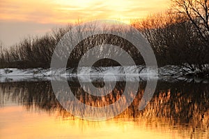 Sunset on the winter river