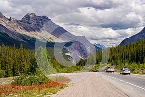 Sunwapta pass, icefield parkway photo