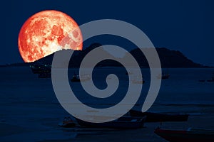 super blood moon back on silhouette island sea on night sky