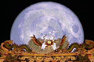 super snow moon back top gate roof of dragon night sky