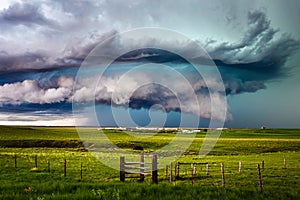 Supercell thunderstorm with dramatic storm clouds