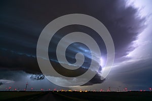 Supercell thunderstorm and extreme weather