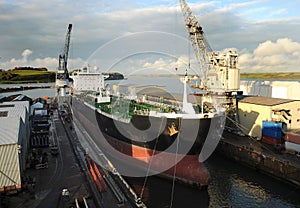 Supertanker docking down