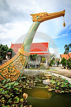 Suphannahong Boats (Thai swan boat)