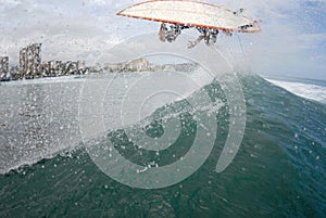 Surf air wipeout