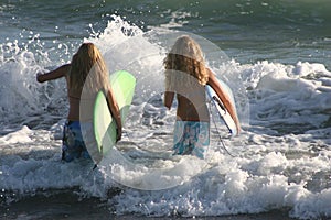 Surf Girls