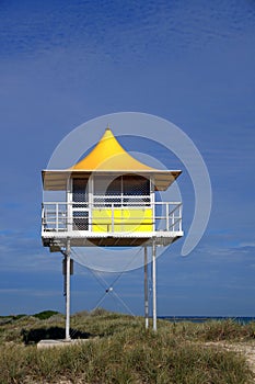 Surf lifesaving tower