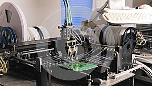 Surface-mount technology placement machine