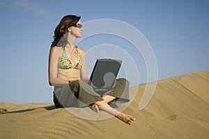 Surfergirl on laptop