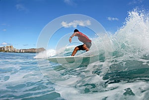 Surfing Cutback