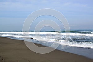 Surf Waves at the Beach