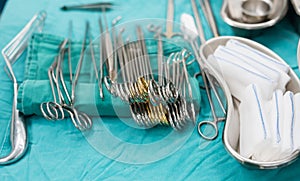 Surgical instruments for lung surgery