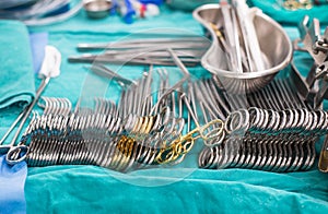 Surgical instruments for open heart surgery