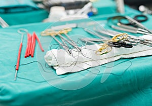 Surgical instruments for open heart surgery