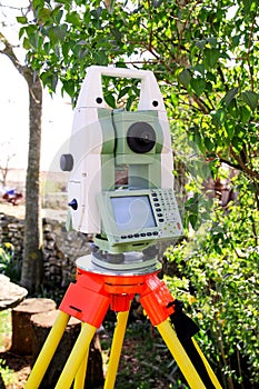 Survey Instrument geodetic device, total station