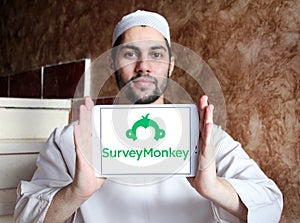 SurveyMonkey logo