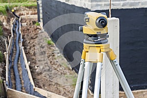 Surveyor equipment optical level