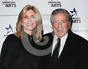 Susan Crow, Tony Bennett