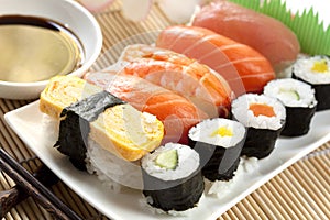 Sushi img