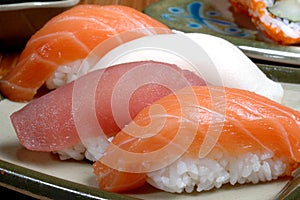 Sushi combination plate
