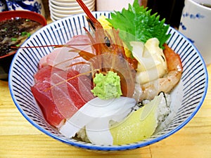 Sushi combo rice bowl.