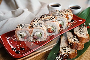 Sushi eel roll maki