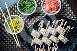 Sushi HOKU maki with salmon, prawns, cream cheese