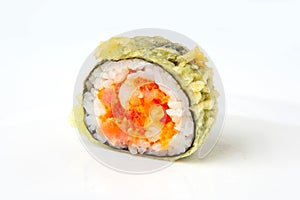 Sushi roll with tempura tuna and salmon