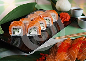 Sushi with salmon and cream cheese