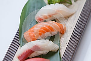Sushi Set : Hamachi Yellowtail, Salmon, Tai Red Seabeam.