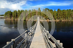 Suspended bridge