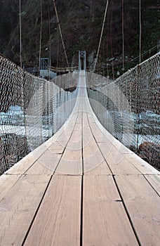 Suspension bridge