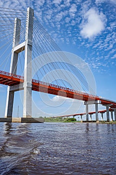 Suspensión puente Amazonas un rio más cercano 