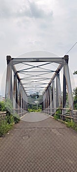 Suspension Bridge of Strong Steel Facilitates Transportations