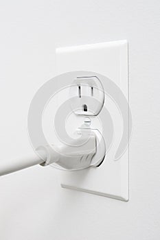 Sustainable green energy outlet and plug