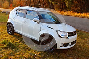 Suzuki Ignis car with 1.2 Dualjet engine.