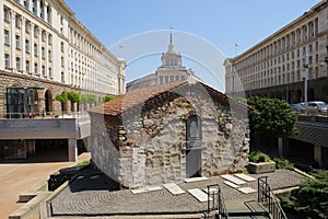 Sveta Petka Samardjiiska church in Independence Square