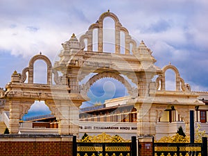 Swaminarayan religious building in Neasden photo